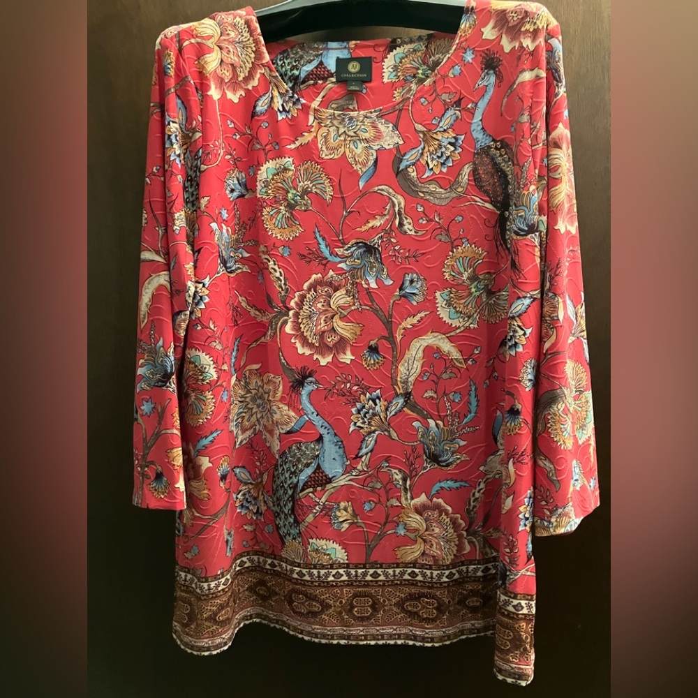 JM Collection Tunic Top Size Large Floral and Peacocks Design 3/4 Sleeves NWT